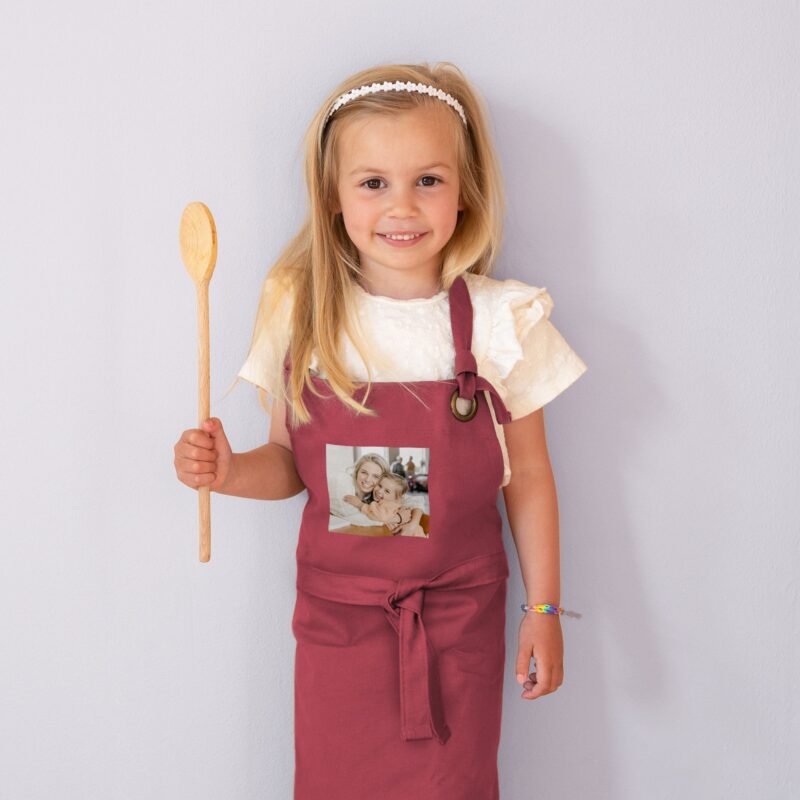 Bild von   kinderschuerze mit namen borjpg | Individuelle 🎁 persönliche 🎁 personalisierte Geschenke bedruckt ▪ bestickt ▪ graviert
