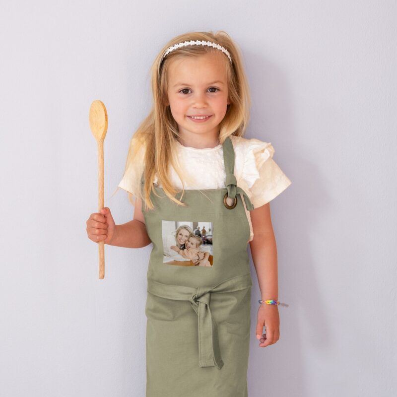 Kinderschürze mit Namen - Grün