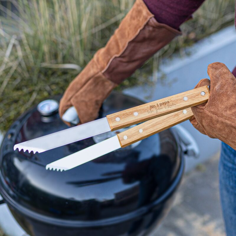 Bild von   grillzange mit gravurjpg | Individuelle 🎁 persönliche 🎁 personalisierte Geschenke bedruckt ▪ bestickt ▪ graviert