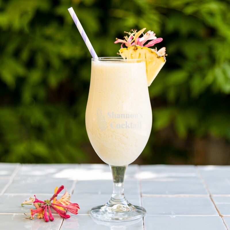 Bild von   pina colada glas gravieren jpg | Individuelle 🎁 persönliche 🎁 personalisierte Geschenke bedruckt ▪ bestickt ▪ graviert