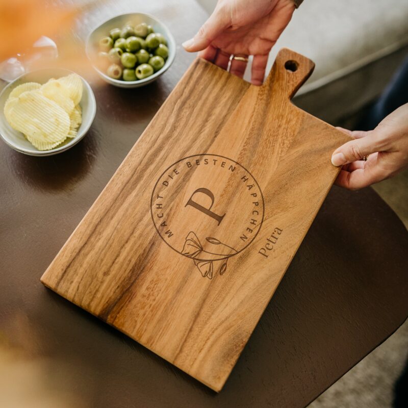 Bild von   servierbrett holz teak recjpg | Individuelle 🎁 persönliche 🎁 personalisierte Geschenke bedruckt ▪ bestickt ▪ graviert
