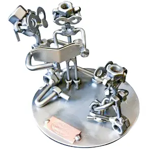 Bild von   schraubenmaennchen erzieherjpg | Individuelle 🎁 persönliche 🎁 personalisierte Geschenke bedruckt ▪ bestickt ▪ graviert