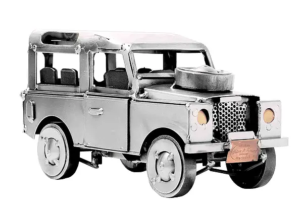 Bild von   landrover aus metalljpg | Individuelle 🎁 persönliche 🎁 personalisierte Geschenke bedruckt ▪ bestickt ▪ graviert
