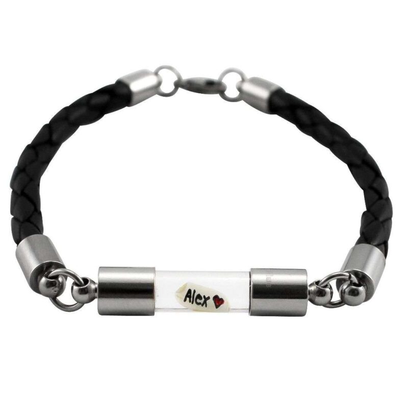 Bild von   armband mit namen leder schwajpg | Individuelle 🎁 persönliche 🎁 personalisierte Geschenke bedruckt ▪ bestickt ▪ graviert
