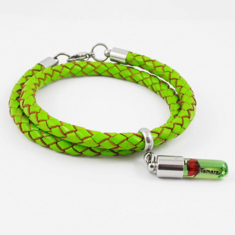 Bild von   armband mit namen wickelarmbajpg | Individuelle 🎁 persönliche 🎁 personalisierte Geschenke bedruckt ▪ bestickt ▪ graviert