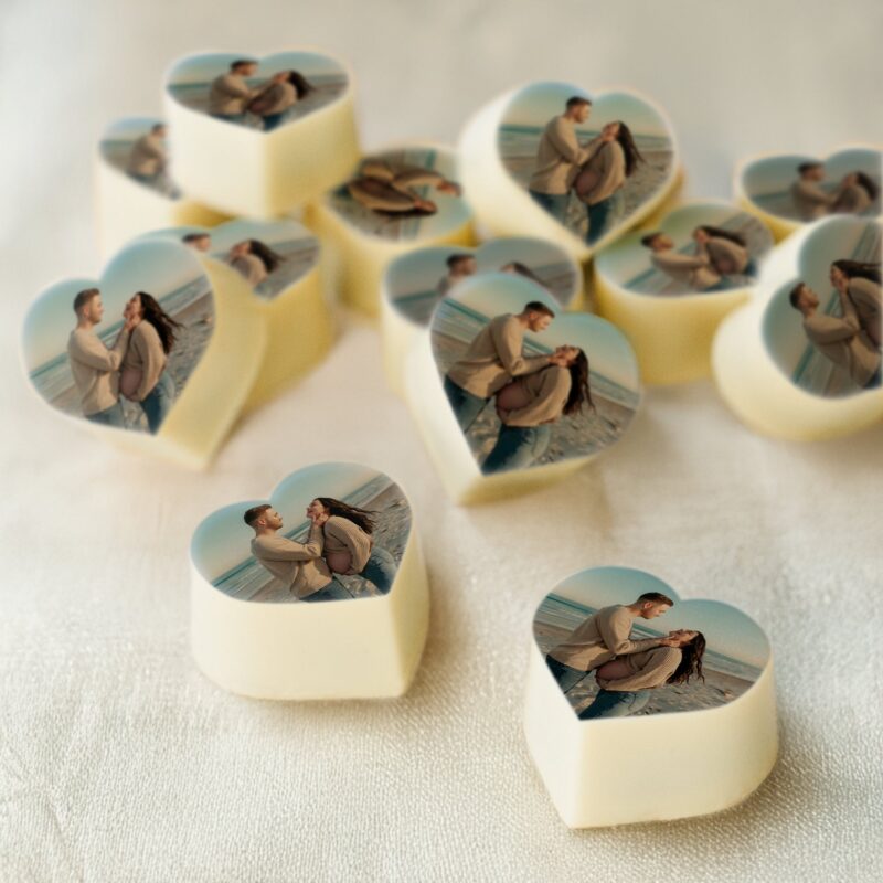 Bild von   pralinen mit foto herzjpg | Individuelle 🎁 persönliche 🎁 personalisierte Geschenke bedruckt ▪ bestickt ▪ graviert