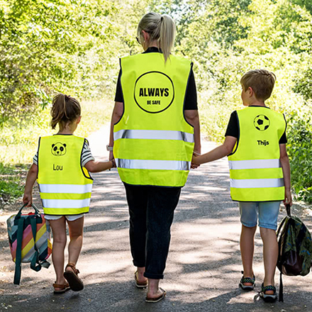 Bild von   warnweste personalisiert mit ajpg | Individuelle 🎁 persönliche 🎁 personalisierte Geschenke bedruckt ▪ bestickt ▪ graviert