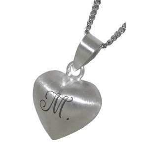 Bild von   herzfoermiger mattierter anhaejpg | Individuelle 🎁 persönliche 🎁 personalisierte Geschenke bedruckt ▪ bestickt ▪ graviert