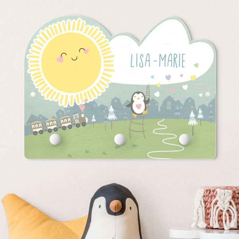 Kindergarderobe Holz mit Namen Sonnenschein und Herzregen mit Wunschname
