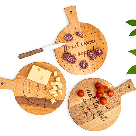 Bild von   holz schneidebrett rundjpg | Individuelle 🎁 persönliche 🎁 personalisierte Geschenke bedruckt ▪ bestickt ▪ graviert